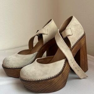 Free People Platform Closed Toed Heel